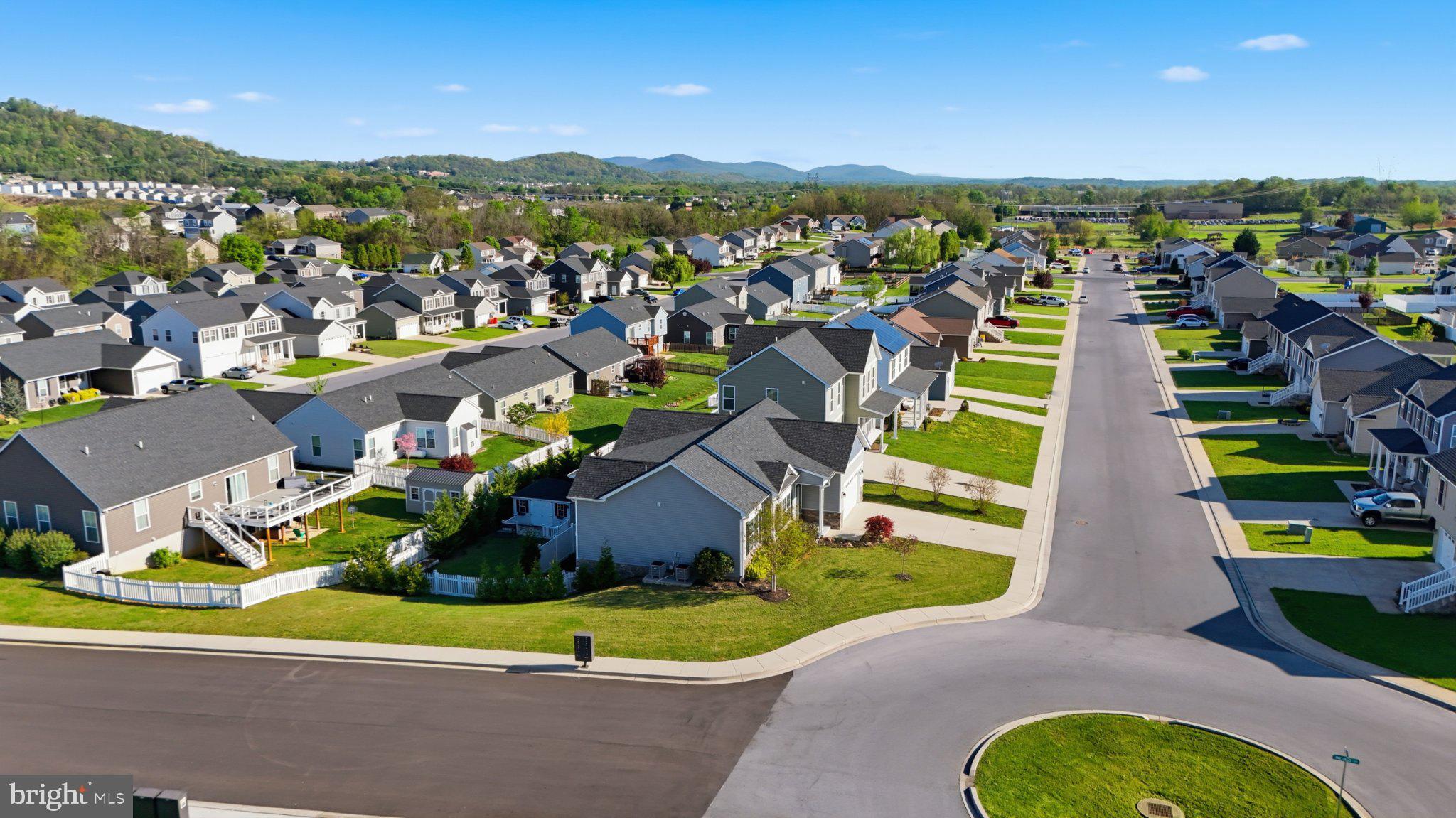 RED HILL - Residential