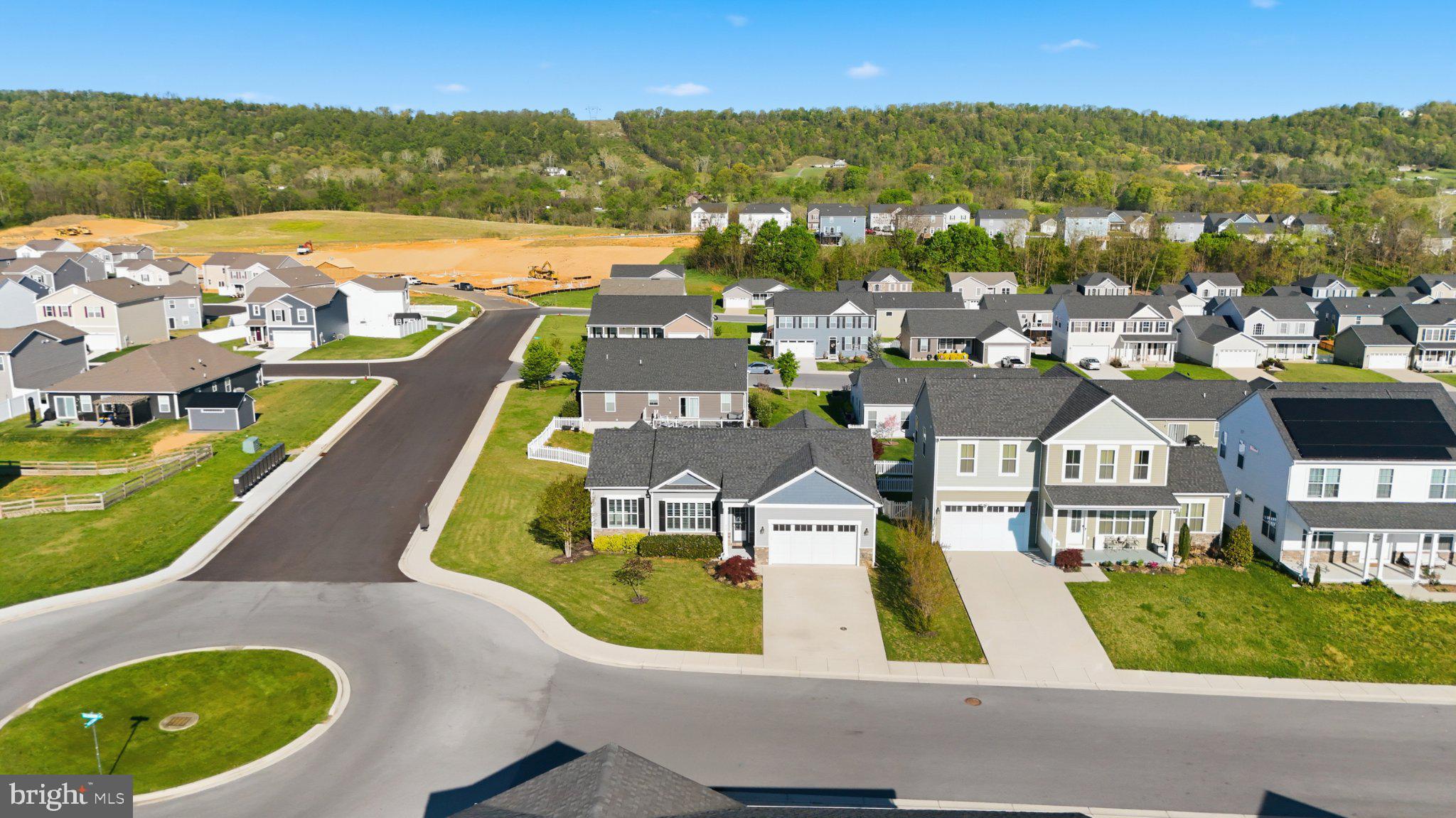 RED HILL - Residential