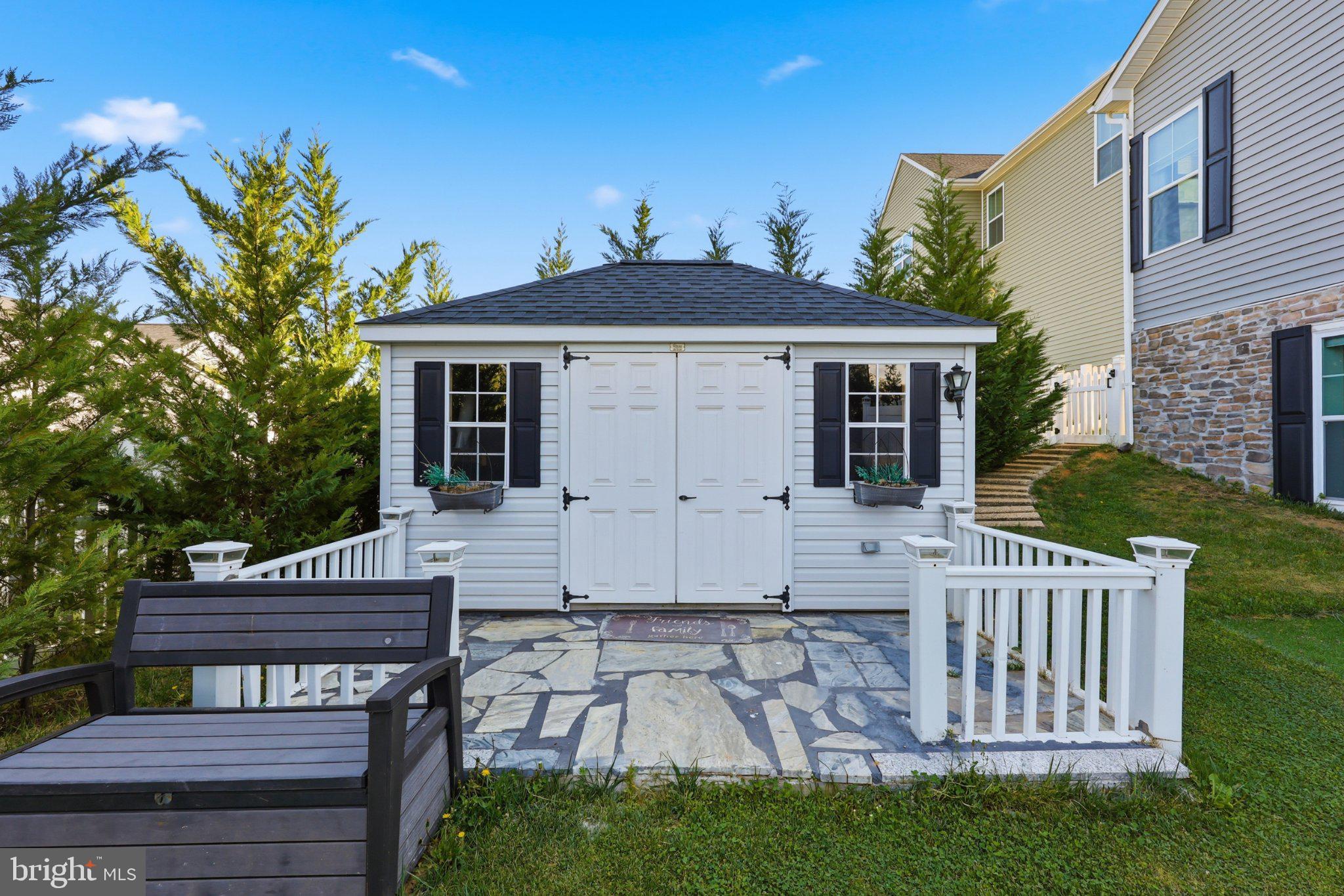 RED HILL - Residential