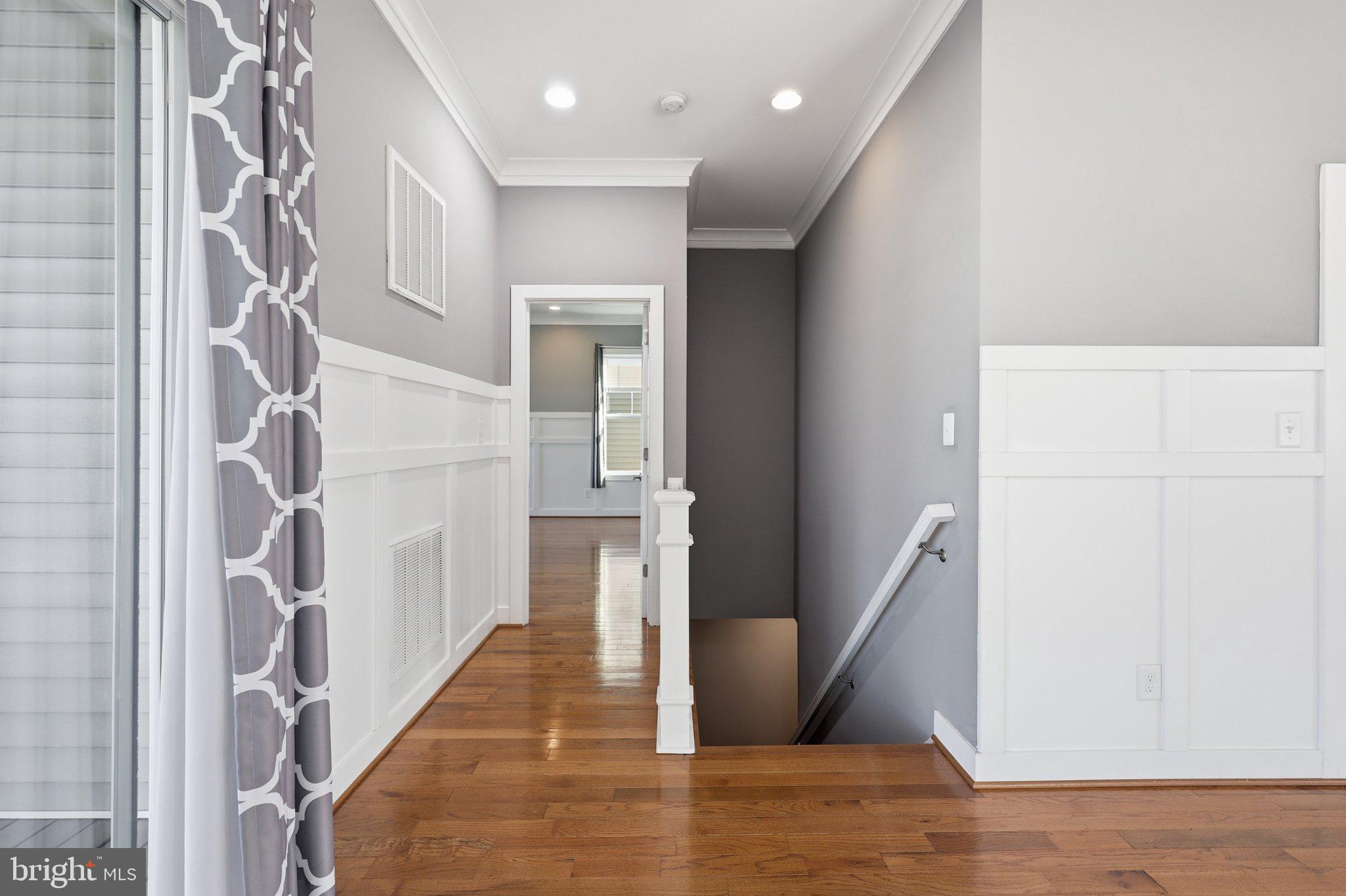 RED HILL - Residential