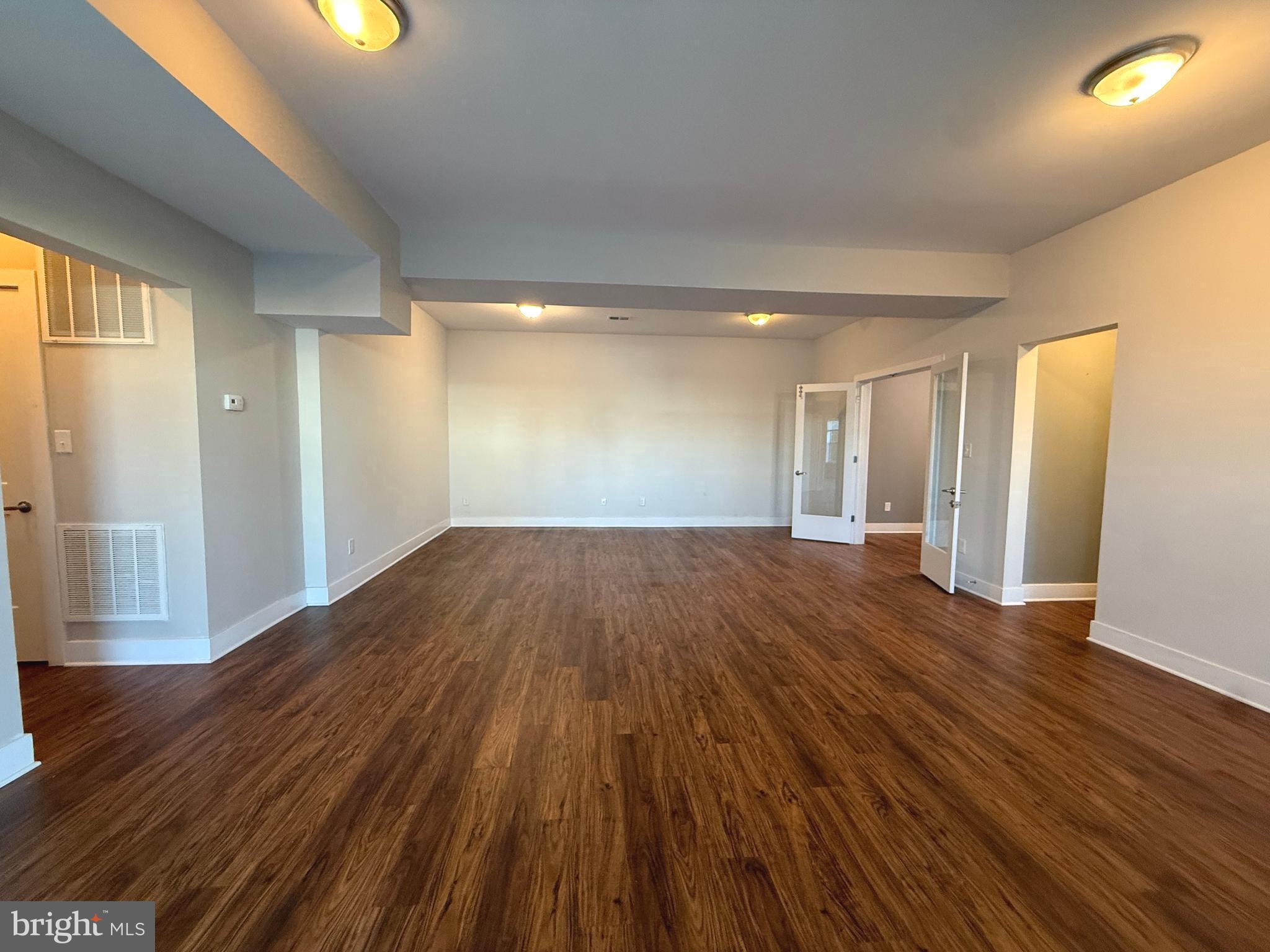 RED HILL - Residential