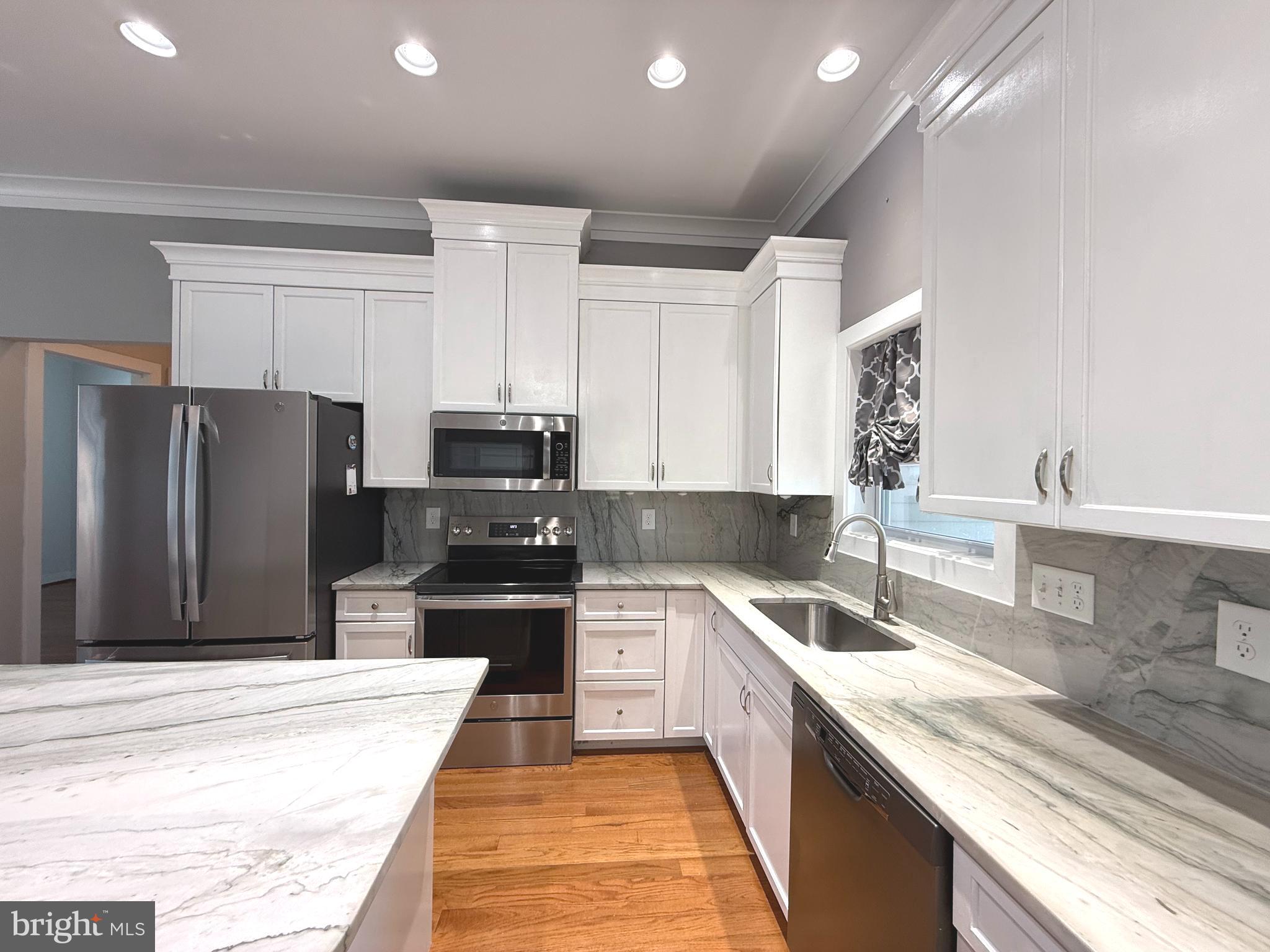 RED HILL - Residential