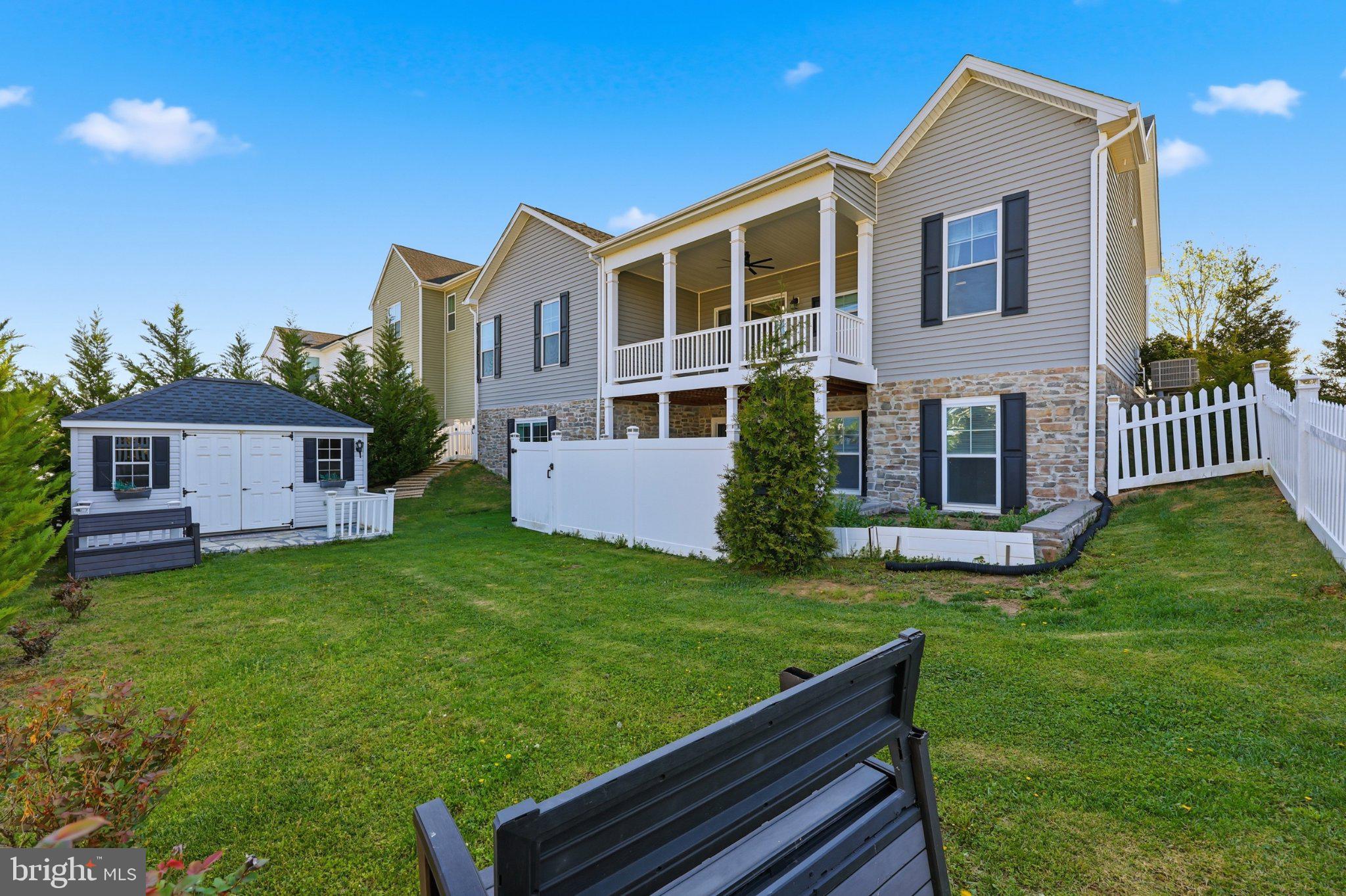 RED HILL - Residential