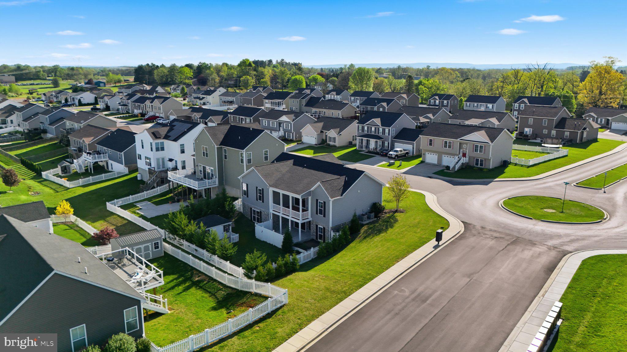 RED HILL - Residential