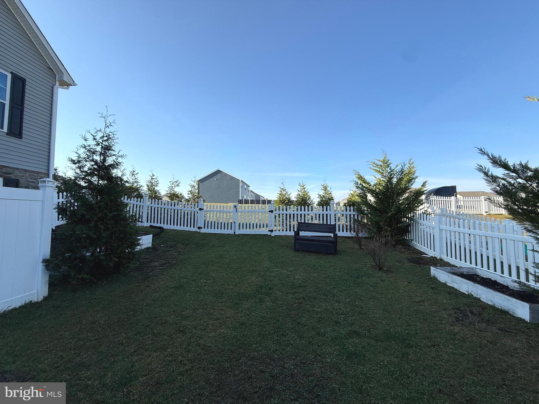 RED HILL - Residential