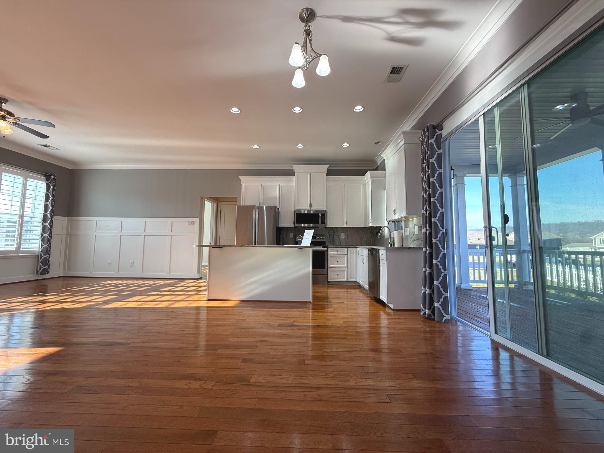 RED HILL - Residential