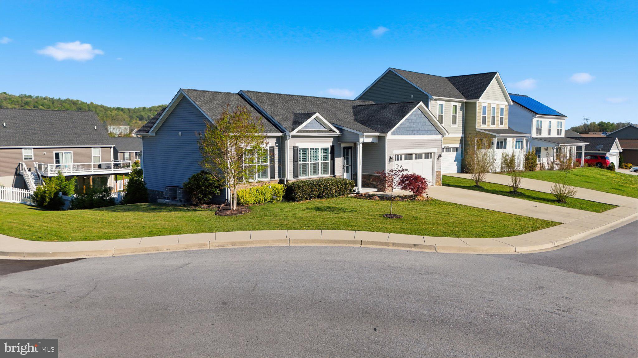 RED HILL - Residential