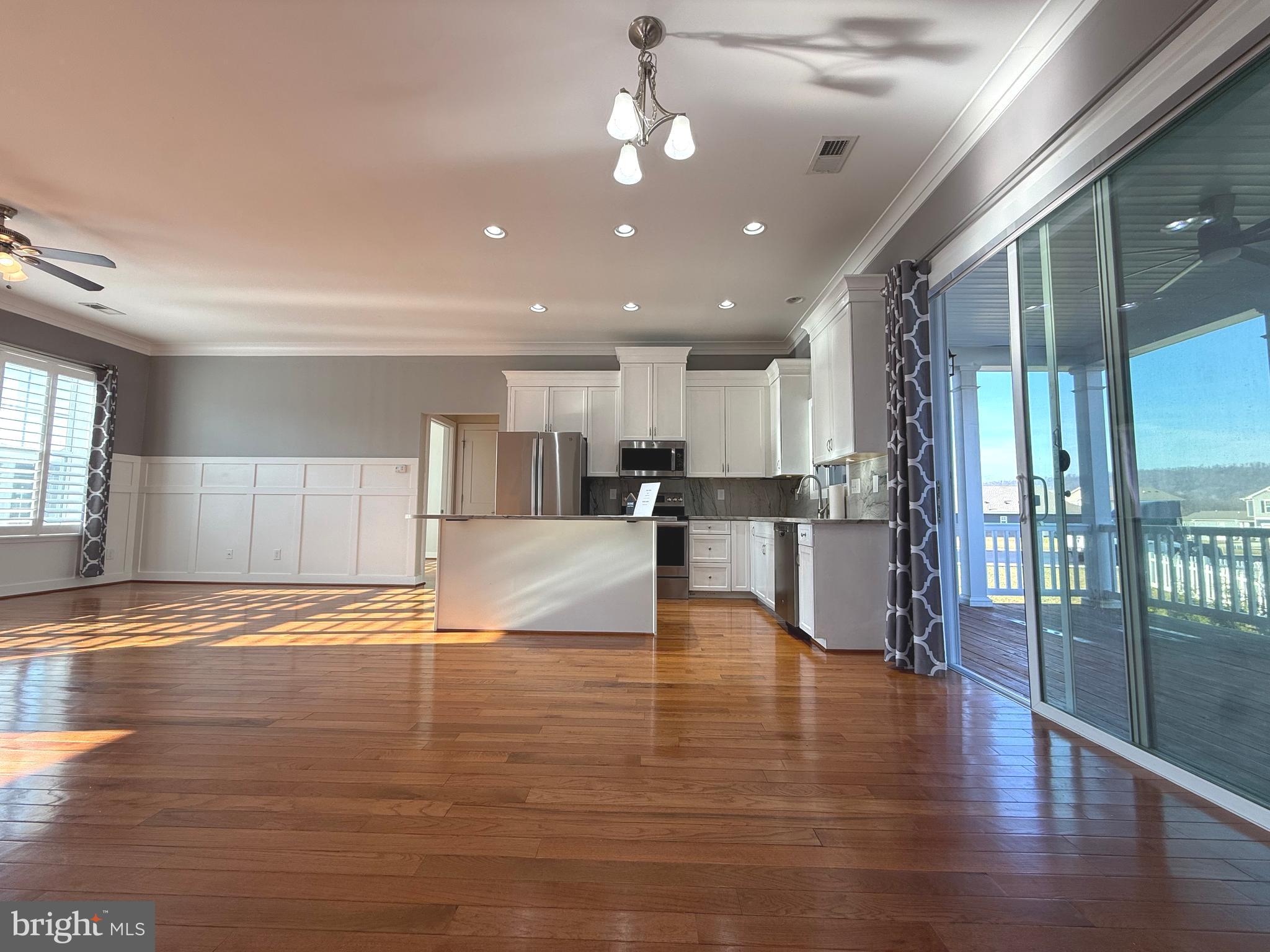 RED HILL - Residential