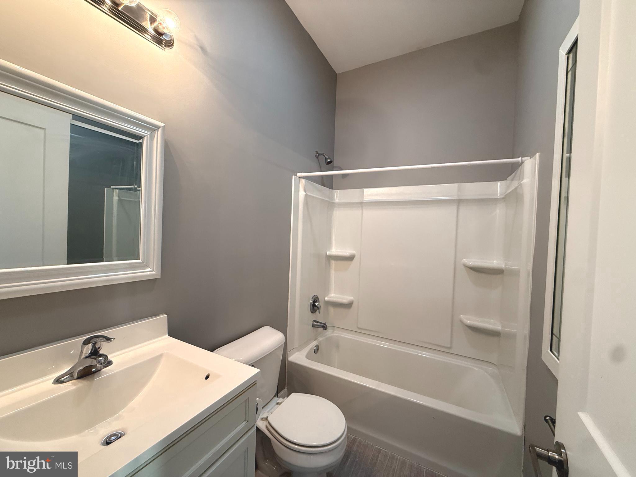 RED HILL - Residential