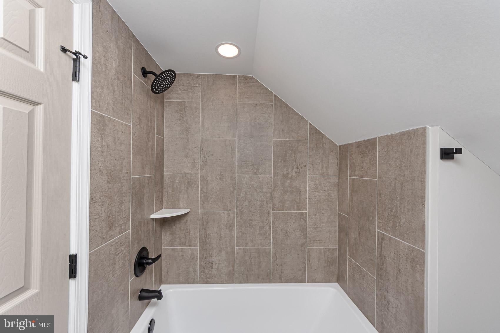 LOCHEARN - Residential