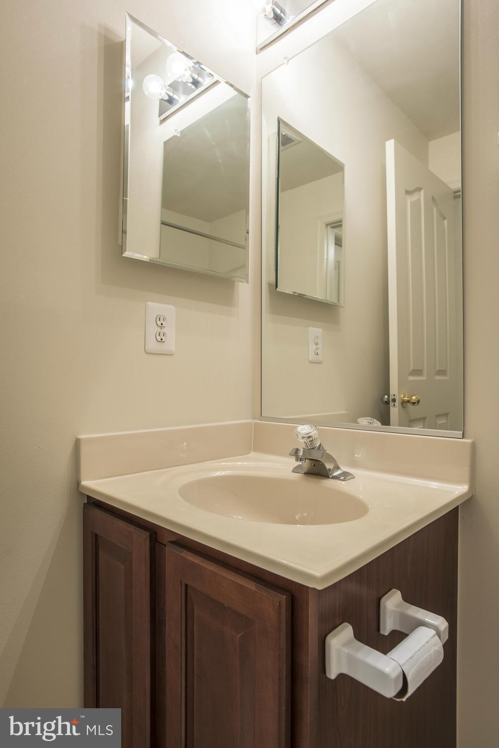 INDEPENDENCE/UNIV VLG - Residential