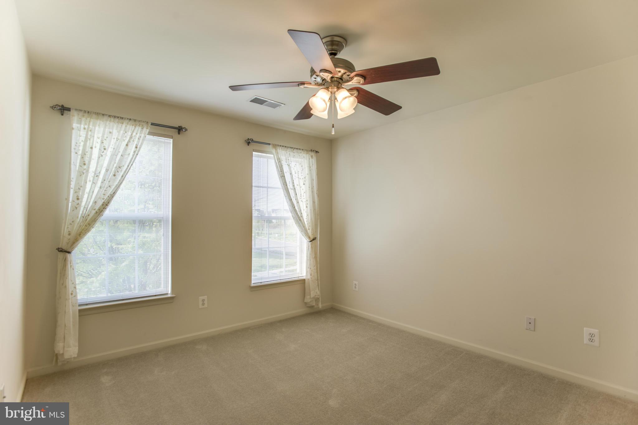 INDEPENDENCE/UNIV VLG - Residential