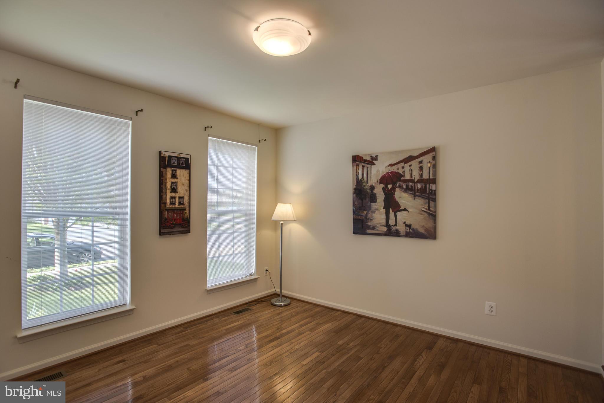 INDEPENDENCE/UNIV VLG - Residential