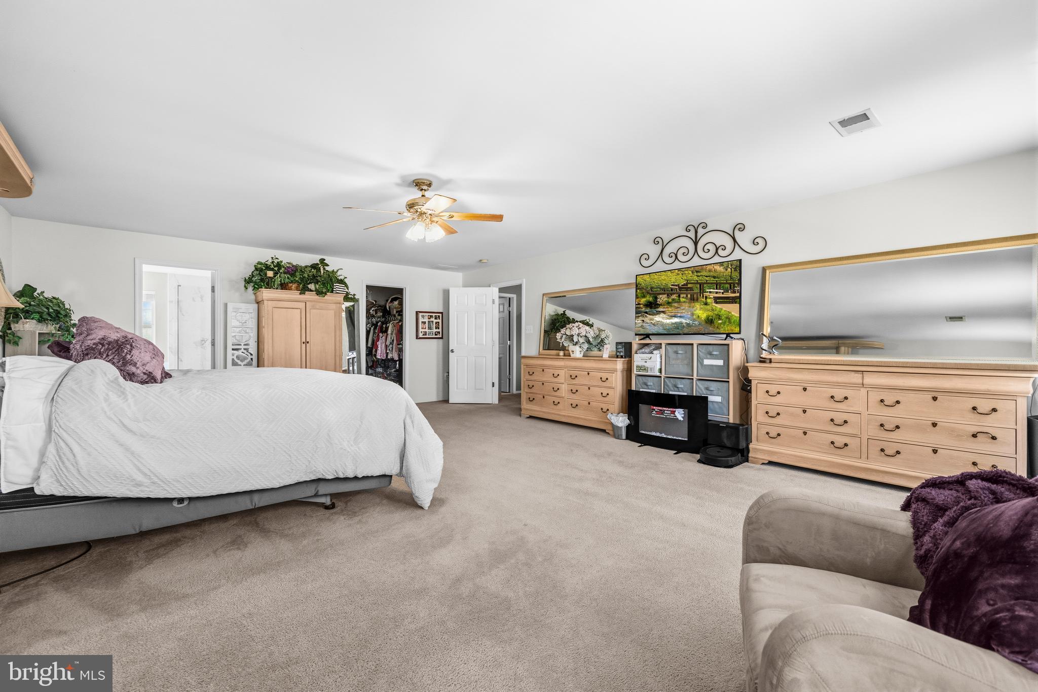 APPLE GROVE - Residential