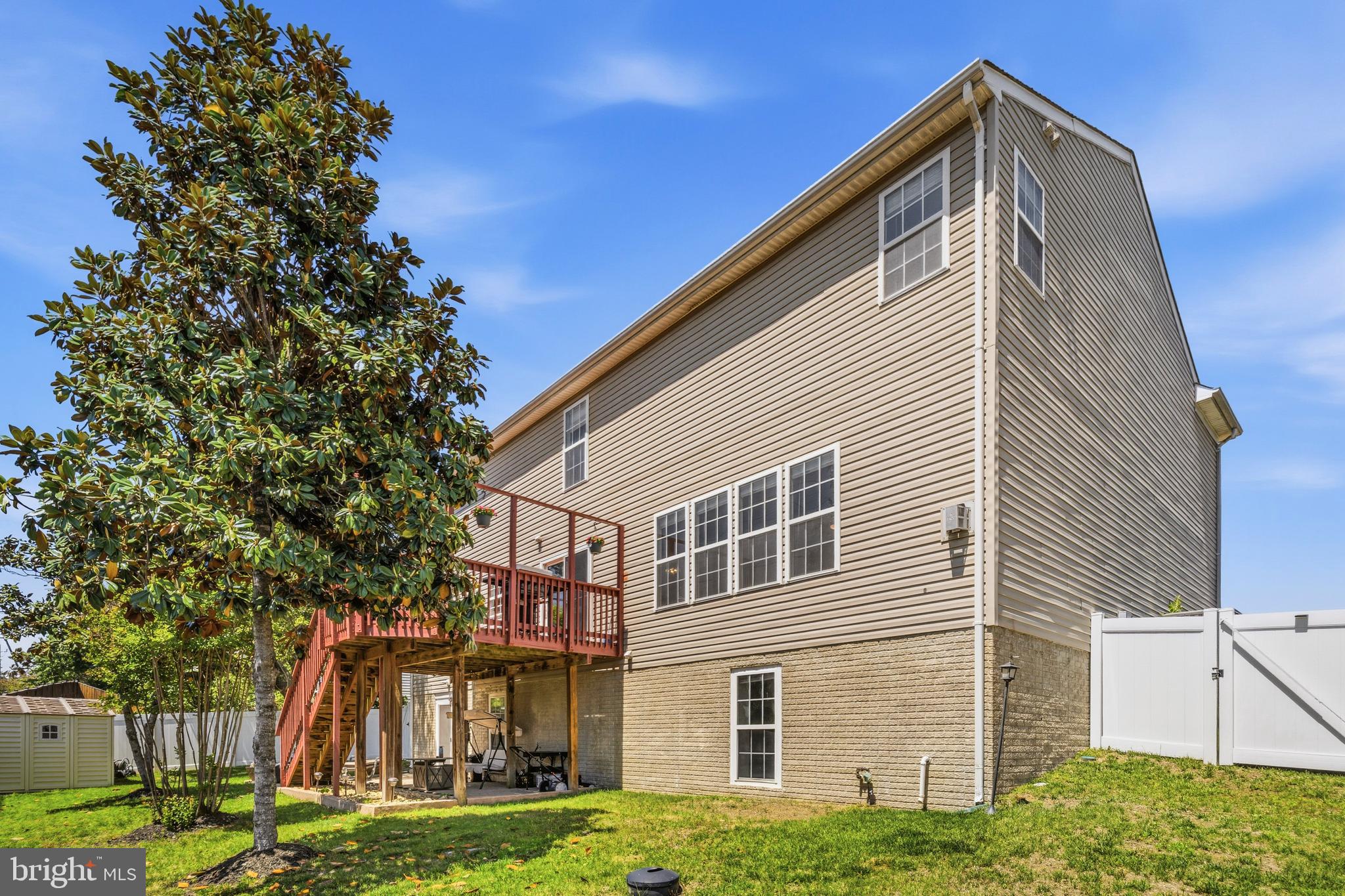 APPLE GROVE - Residential