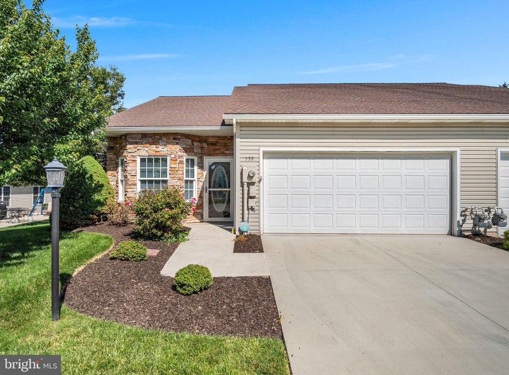 Photo of 539 Parkview Lane #120, HANOVER, PA 17331 (MLS # PAYK2105018)