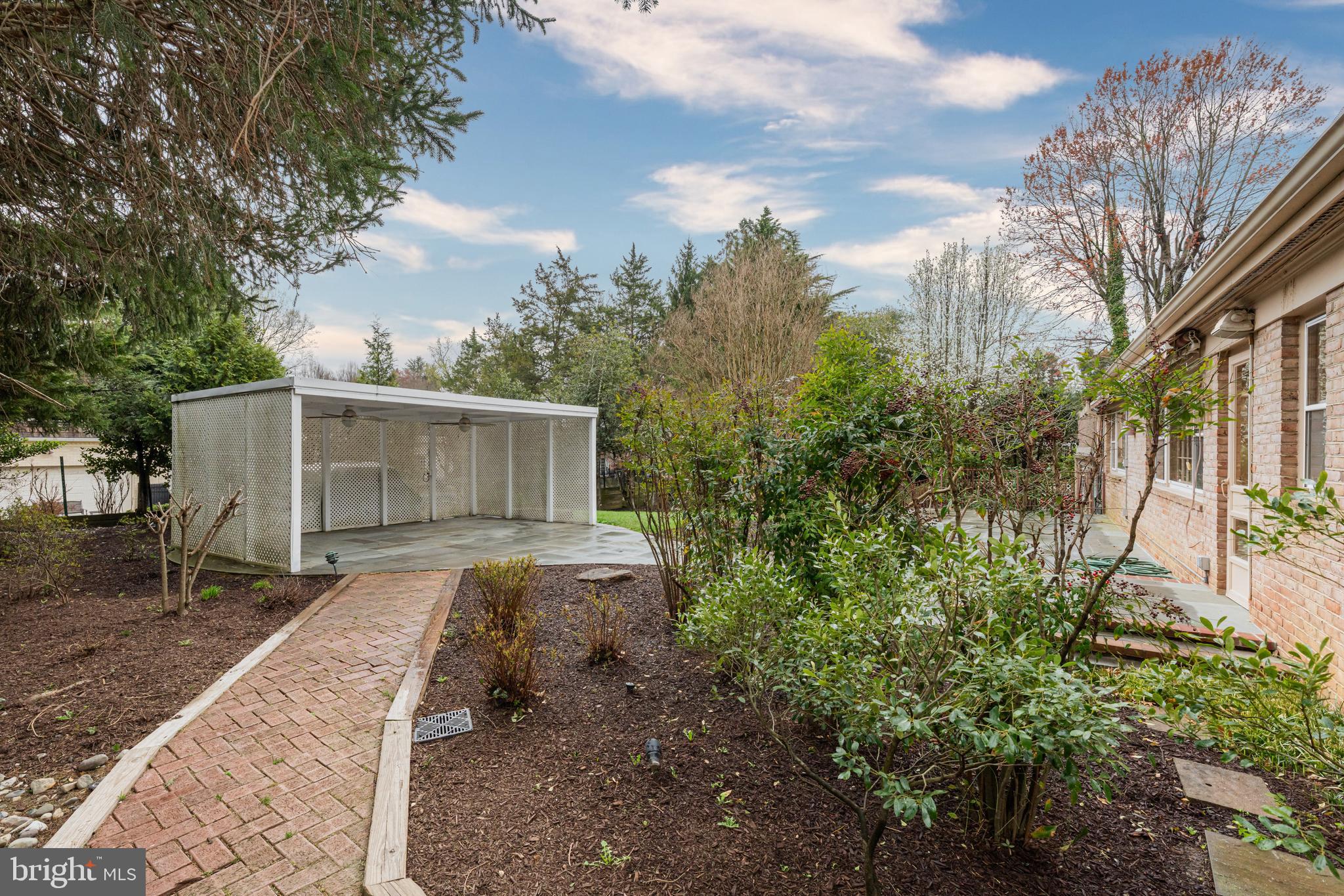 EVERMAY - Residential