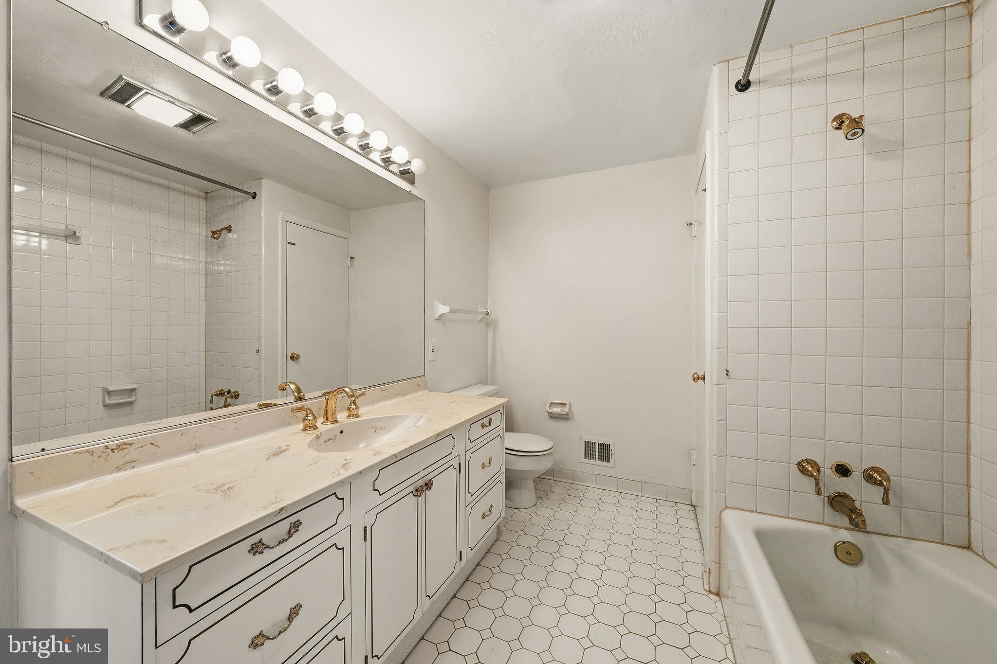 EVERMAY - Residential