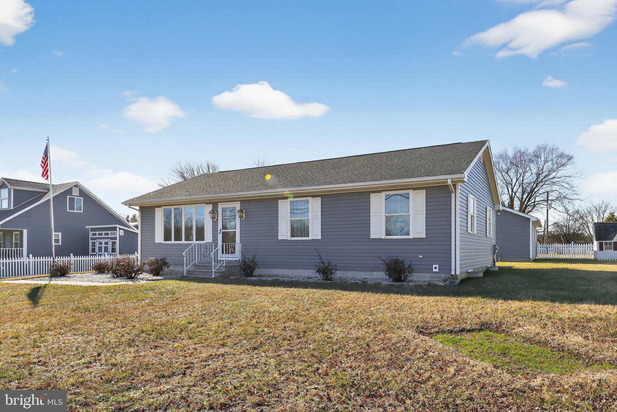 6215 N DUPONT HIGHWAY