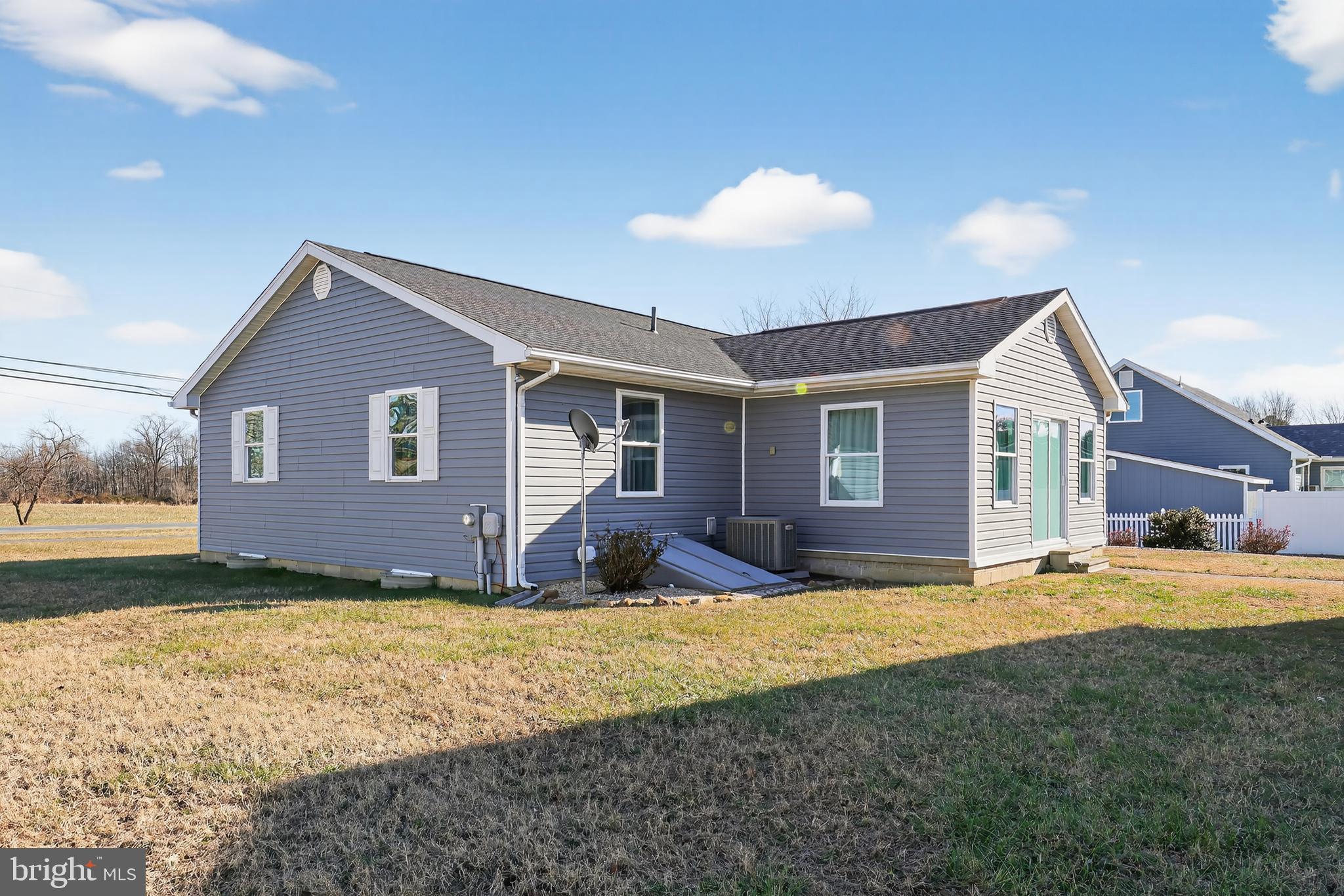 6215 N DUPONT HIGHWAY