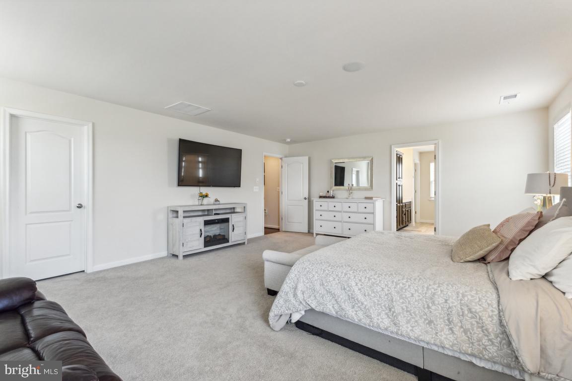 EMBREY MILL - Residential