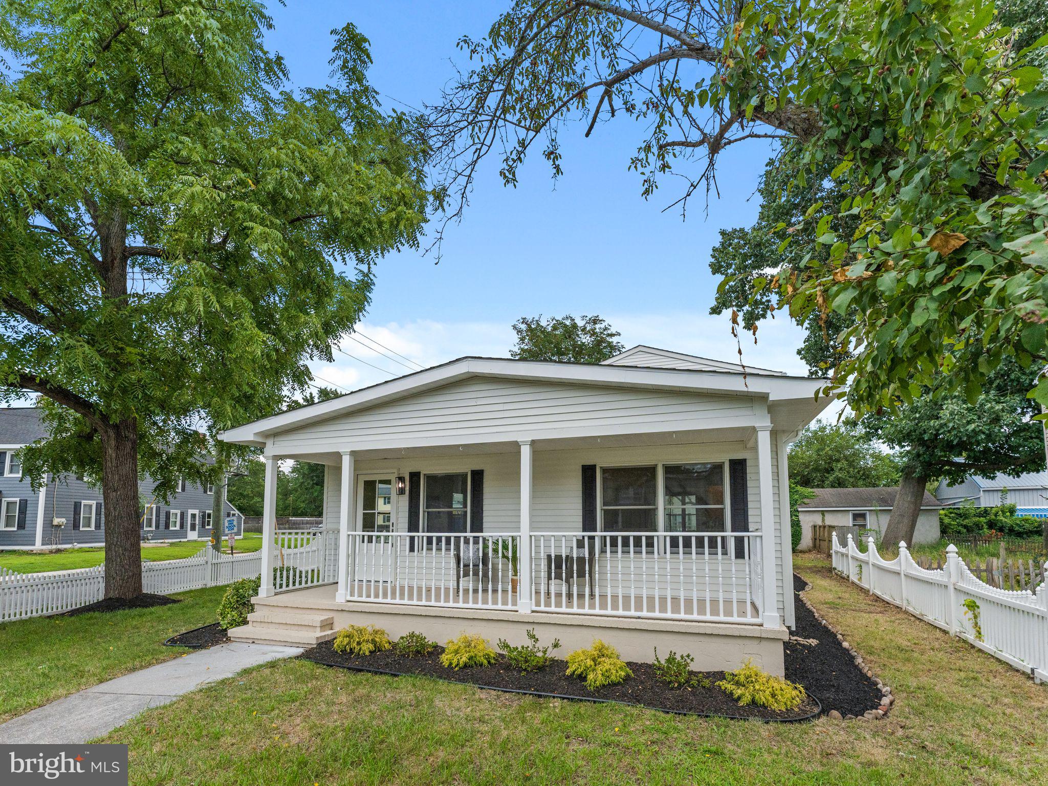 215 S MAIN STREET