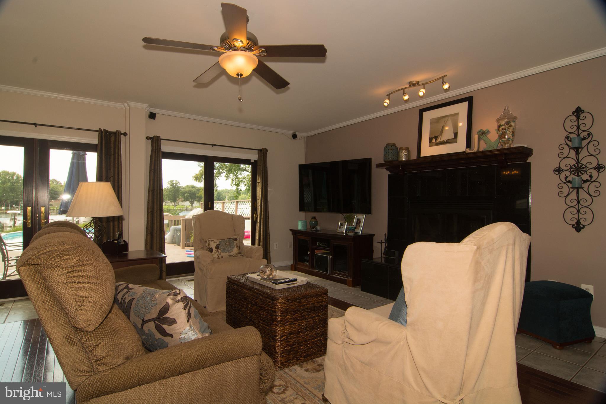 LONG BEACH ESTATES - Residential