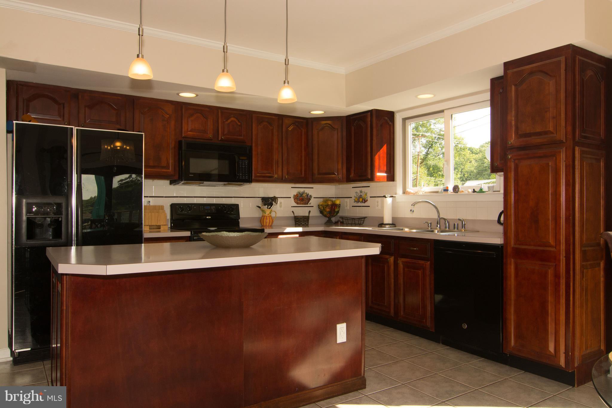 LONG BEACH ESTATES - Residential