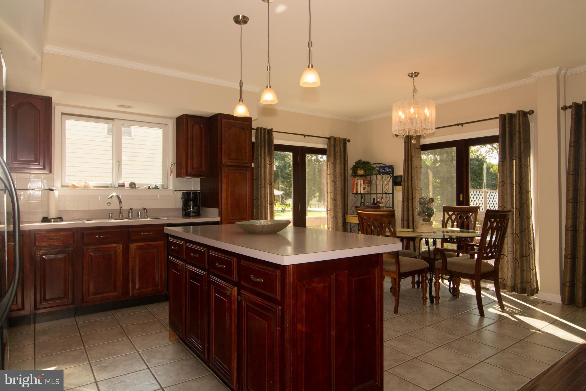 LONG BEACH ESTATES - Residential