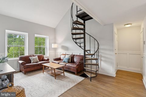 3031 S COLUMBUS STREET C2 ARLINGTON VA 22206