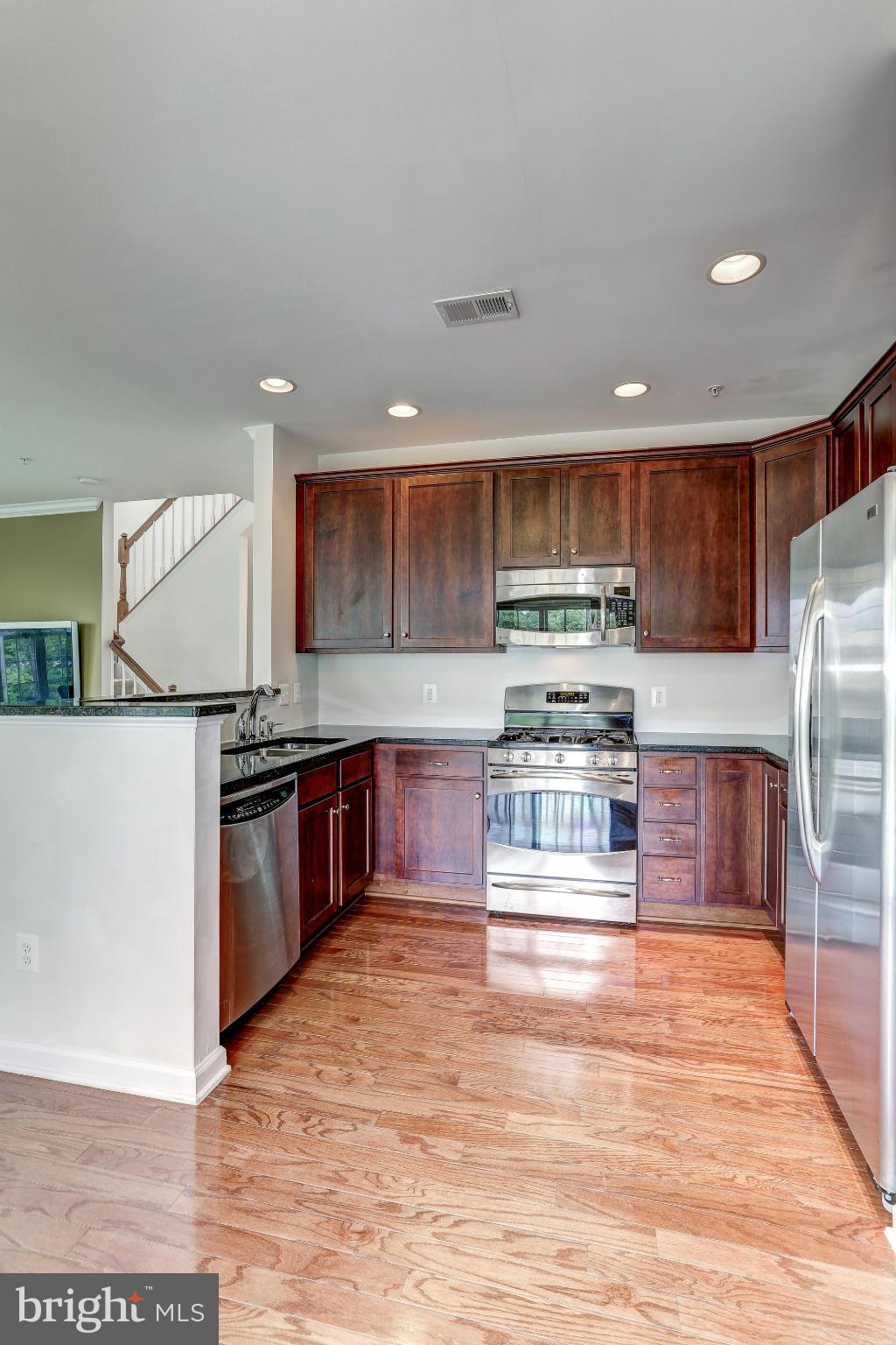 RIDGES AT BELMONT - Residential