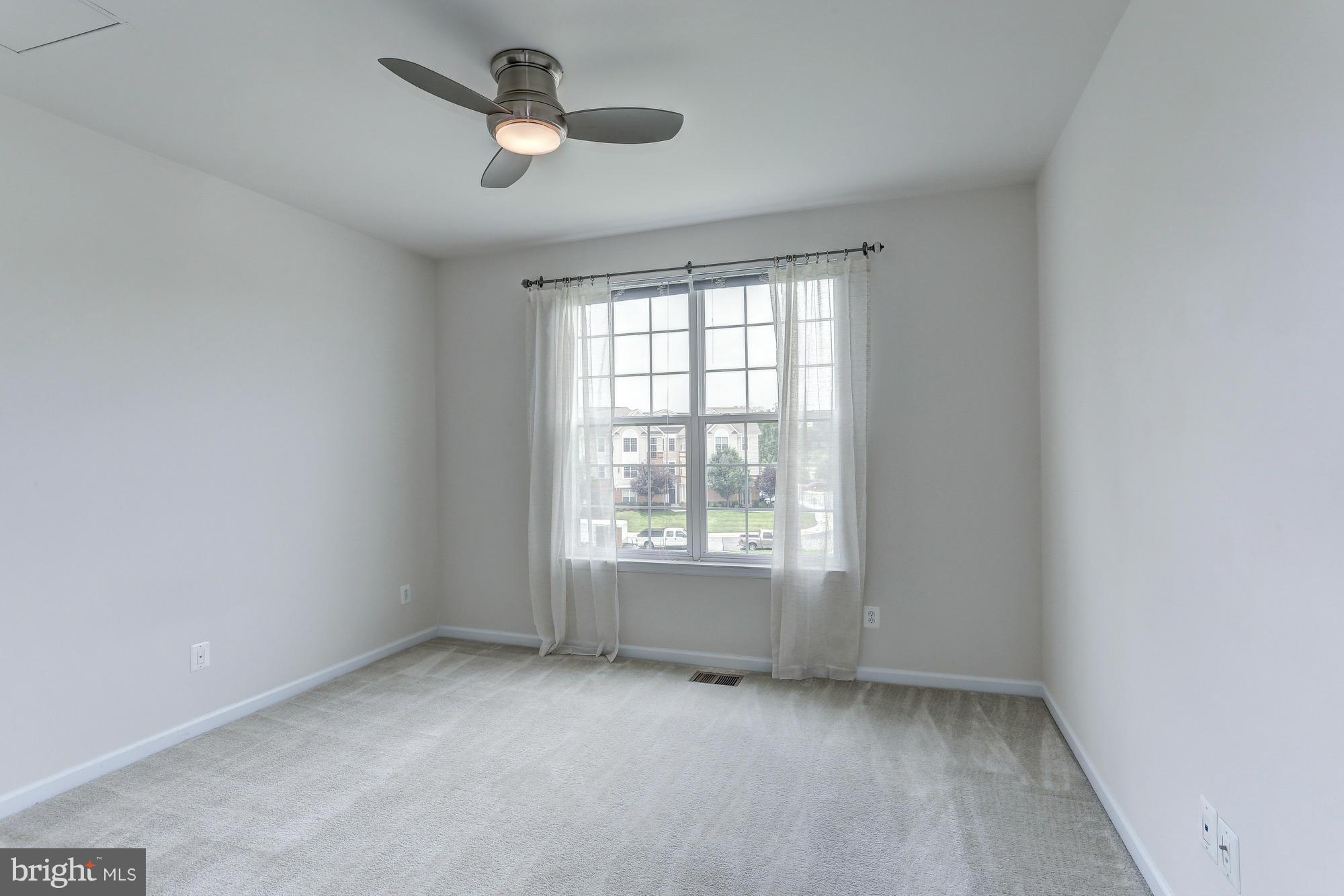 RIDGES AT BELMONT - Residential