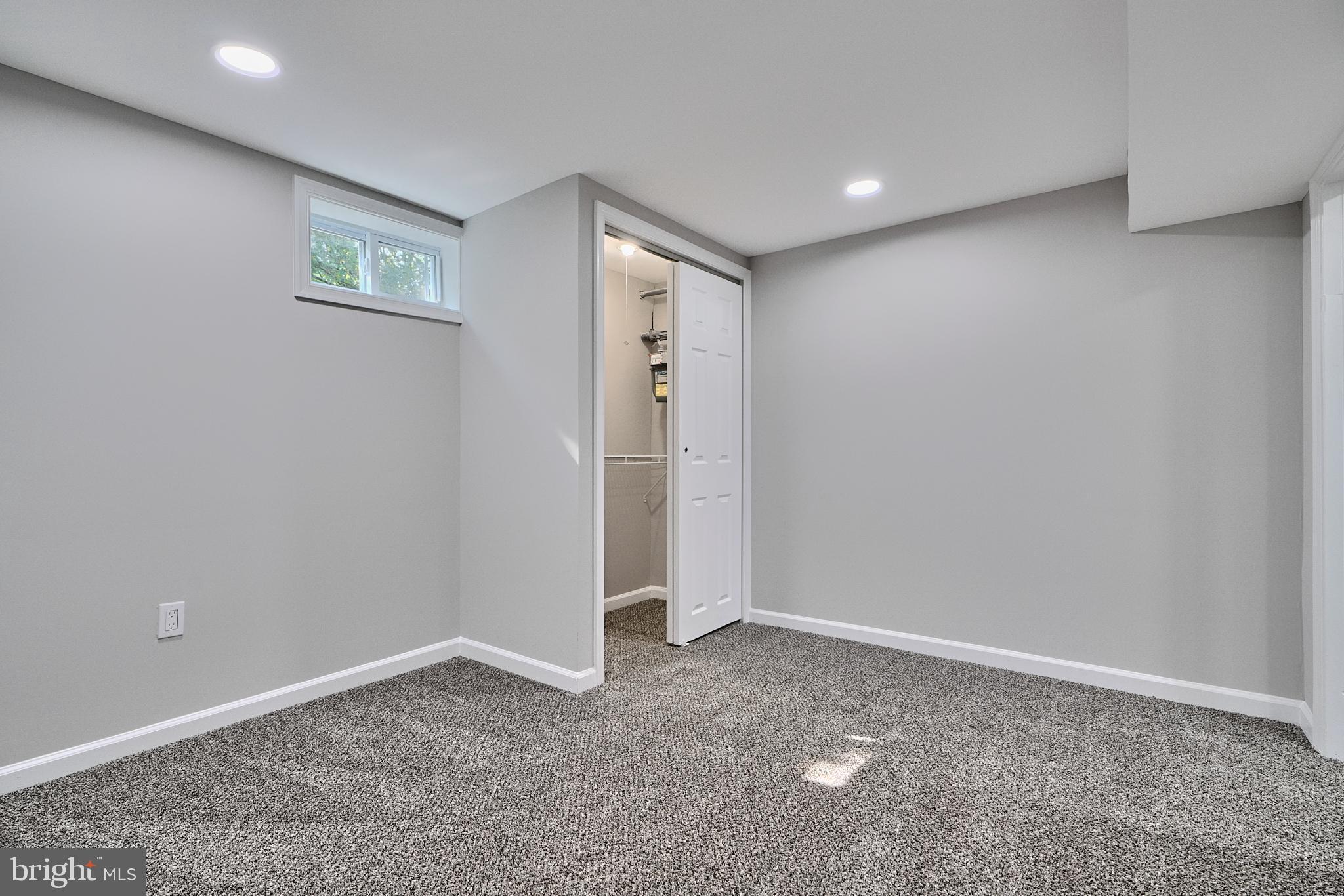 BROOKLYN - Residential