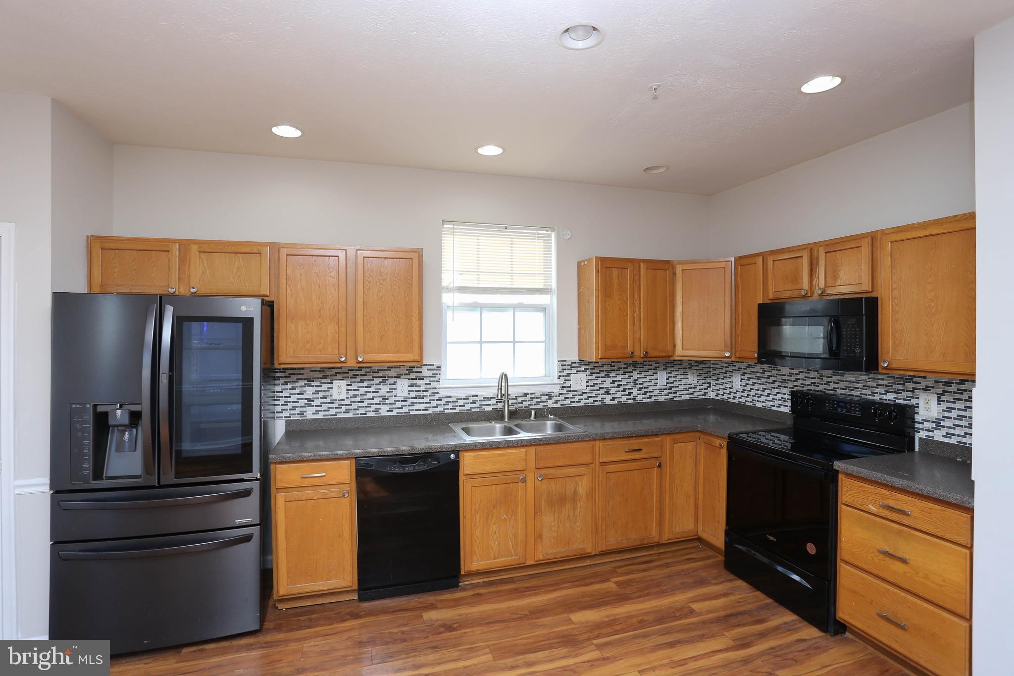 MIRAMAR LANDING - Residential