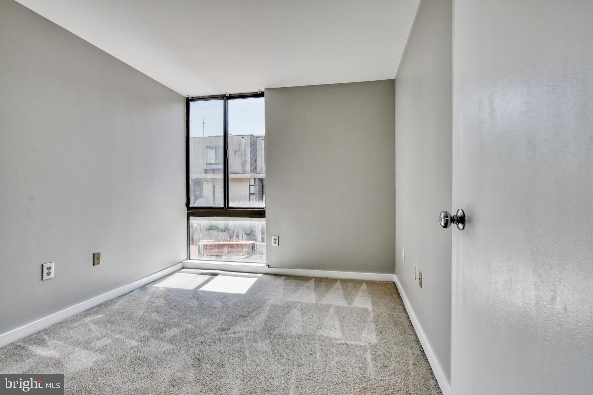 COLD SPRING NEWTOWN - Residential