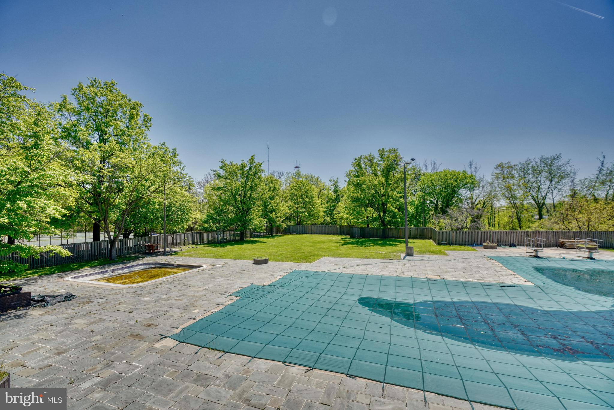 COLD SPRING NEWTOWN - Residential