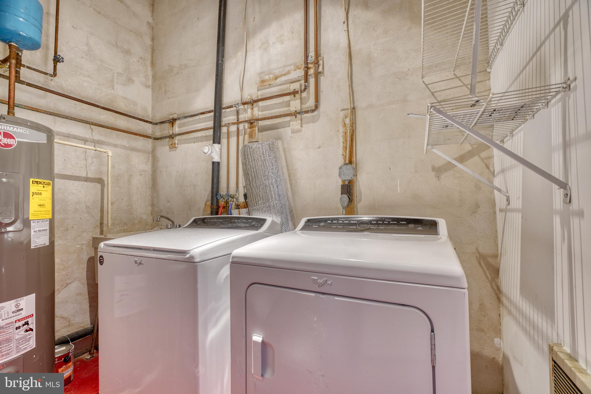 COLD SPRING NEWTOWN - Residential