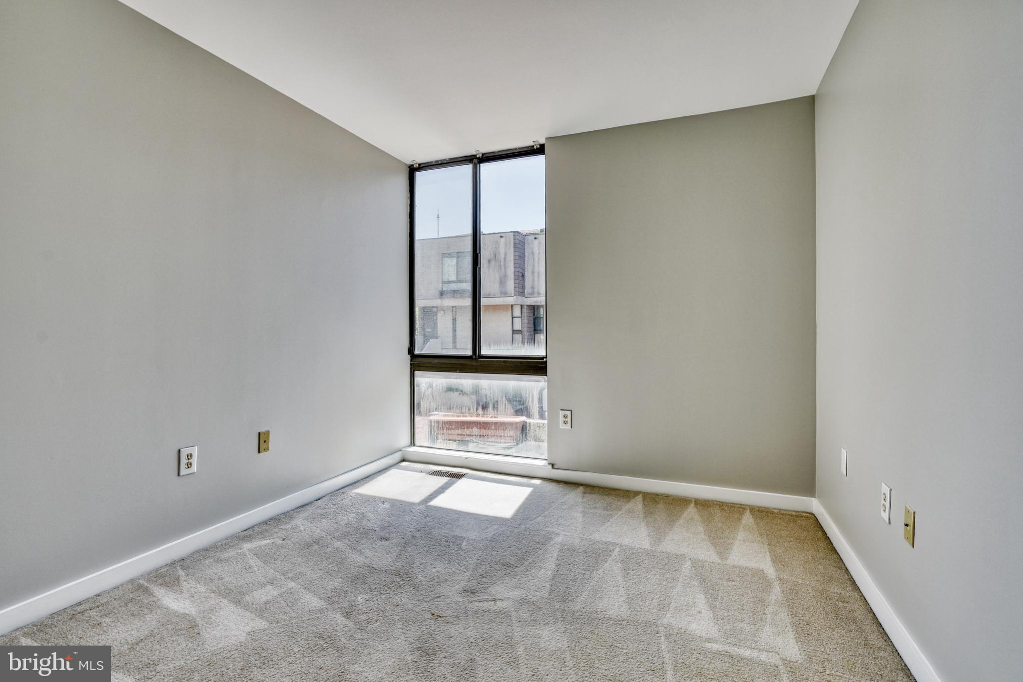 COLD SPRING NEWTOWN - Residential