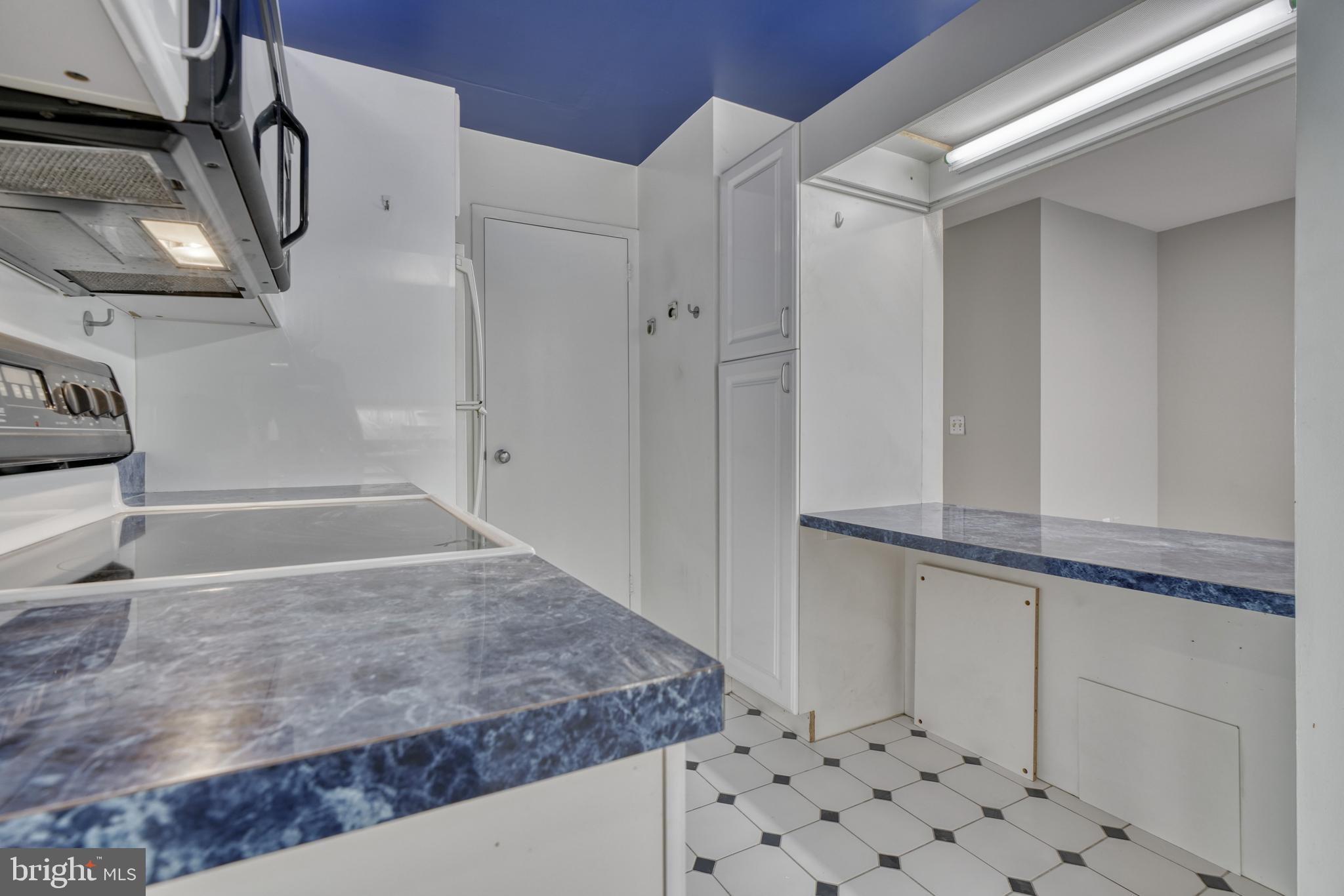 COLD SPRING NEWTOWN - Residential