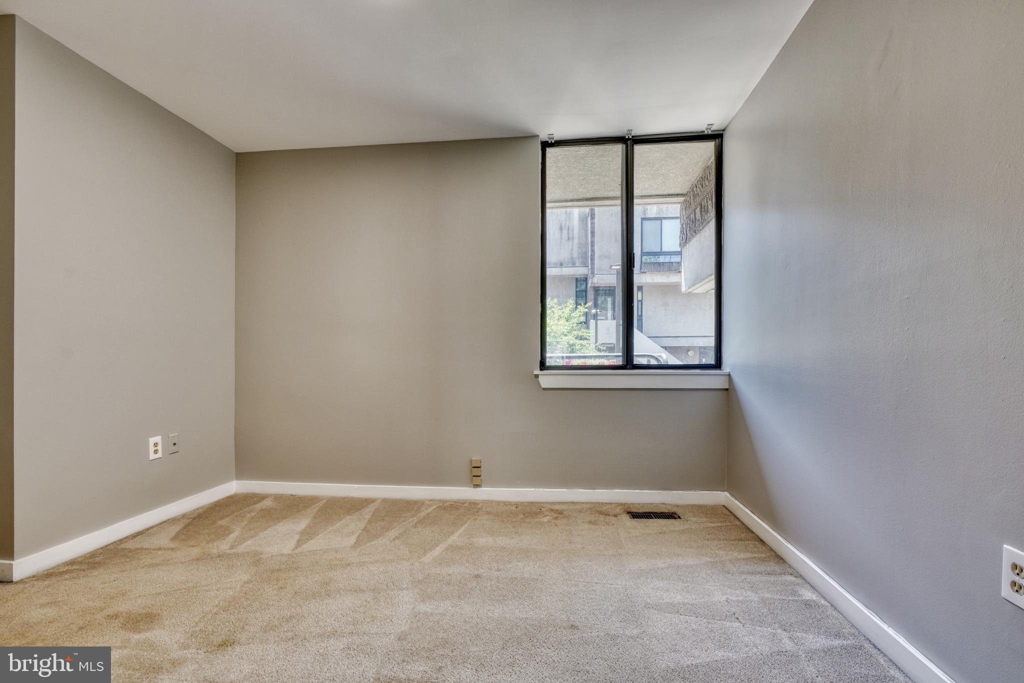 COLD SPRING NEWTOWN - Residential