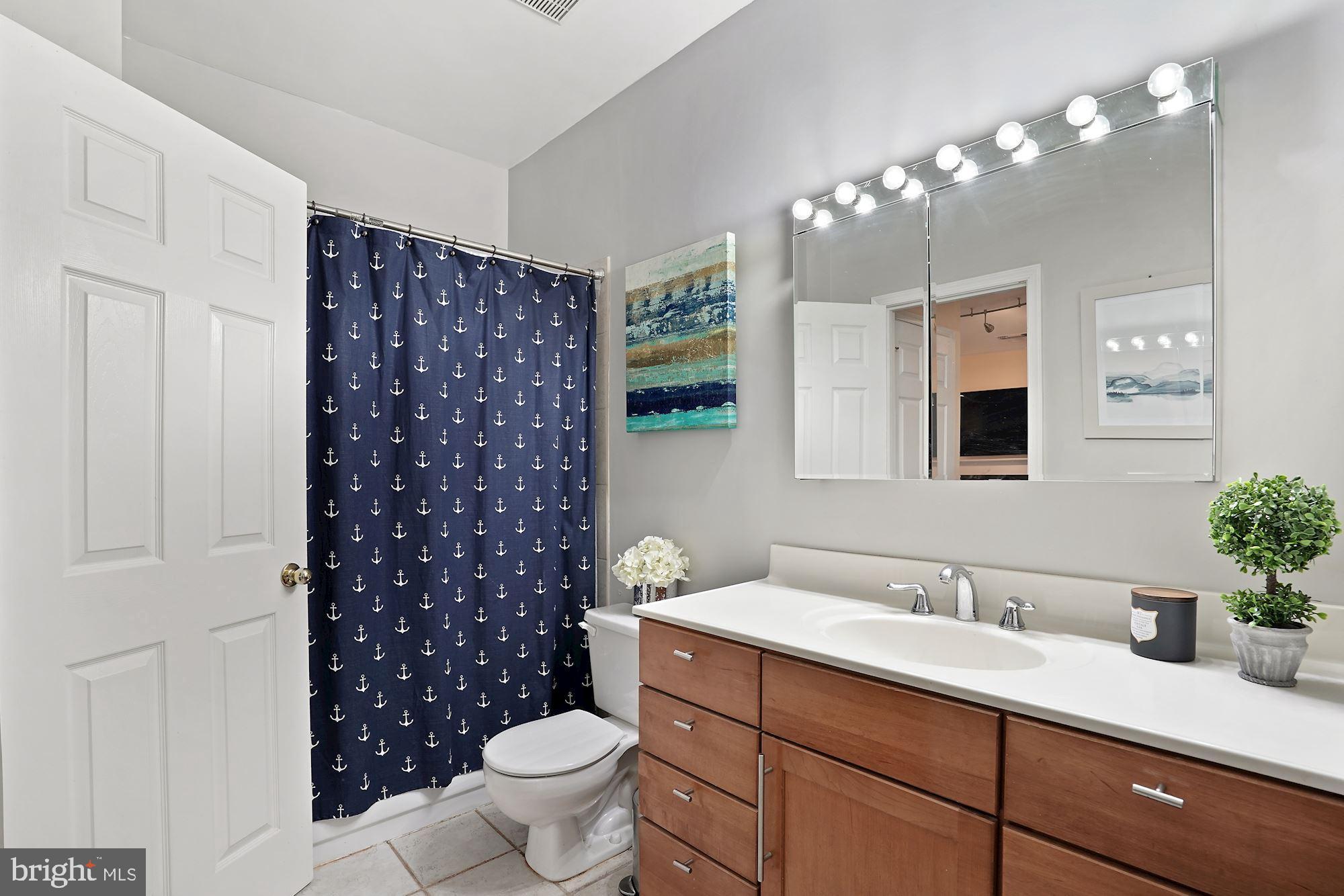 RESTON TOWN CENTER - Residential