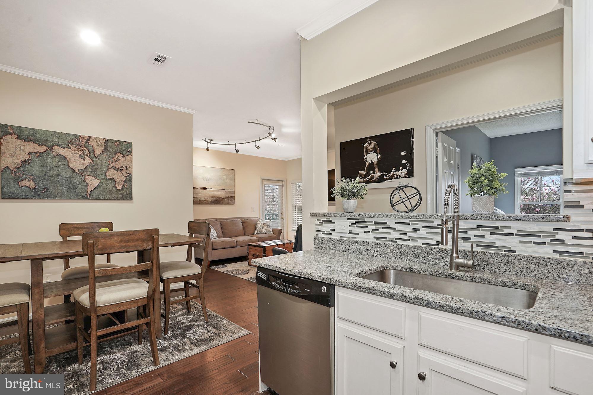 RESTON TOWN CENTER - Residential