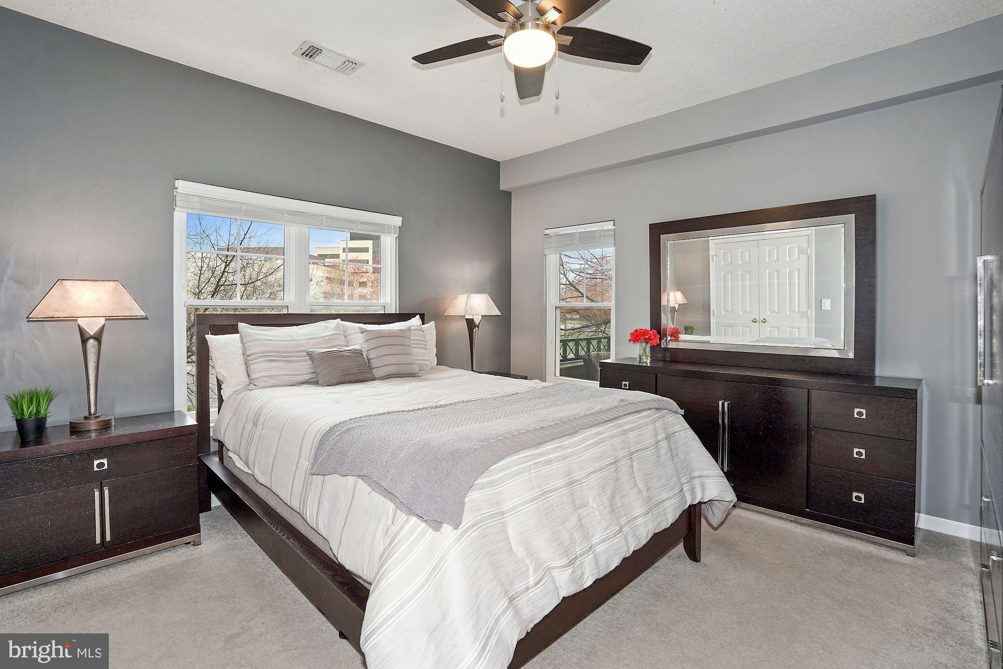 RESTON TOWN CENTER - Residential