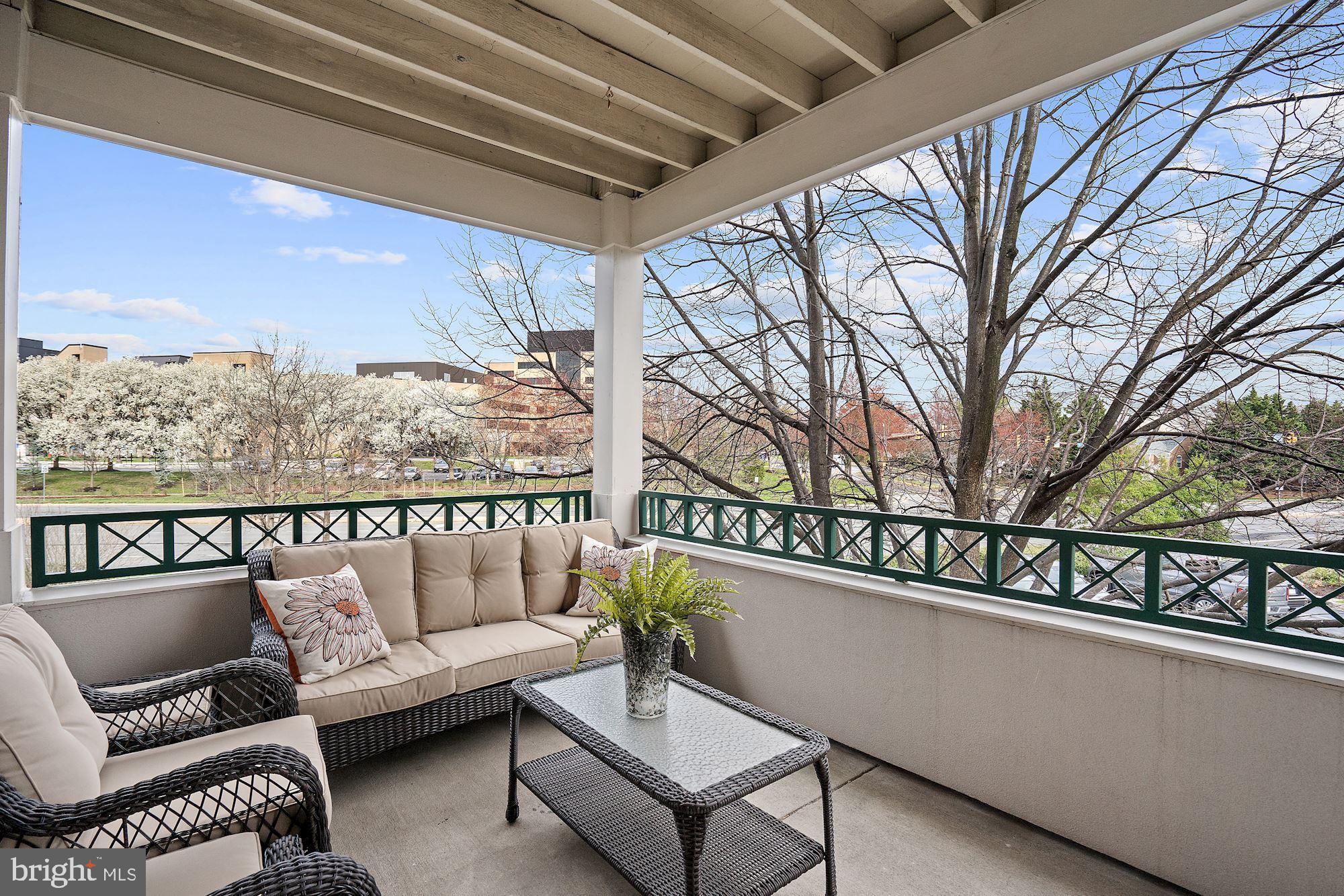 RESTON TOWN CENTER - Residential