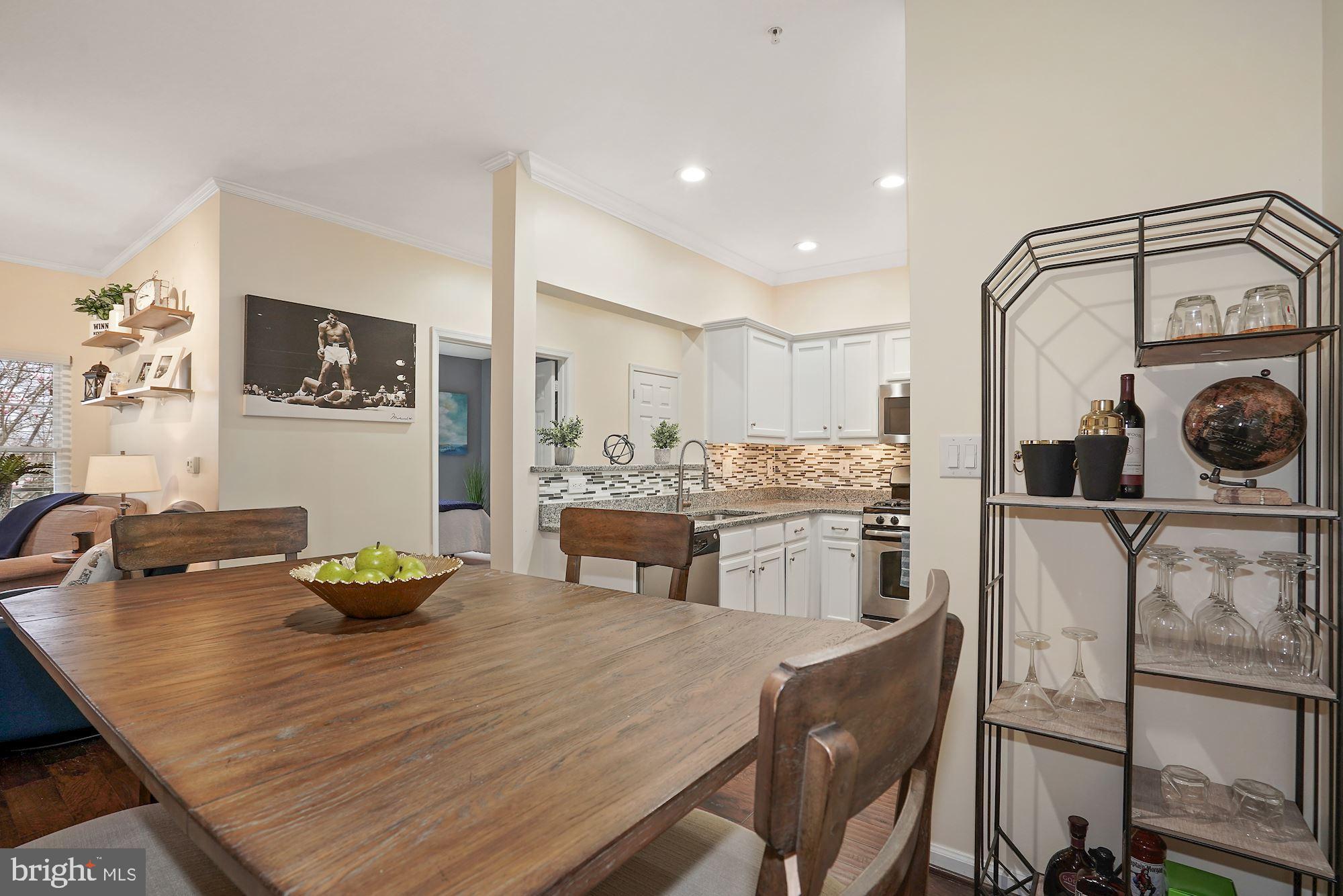 RESTON TOWN CENTER - Residential