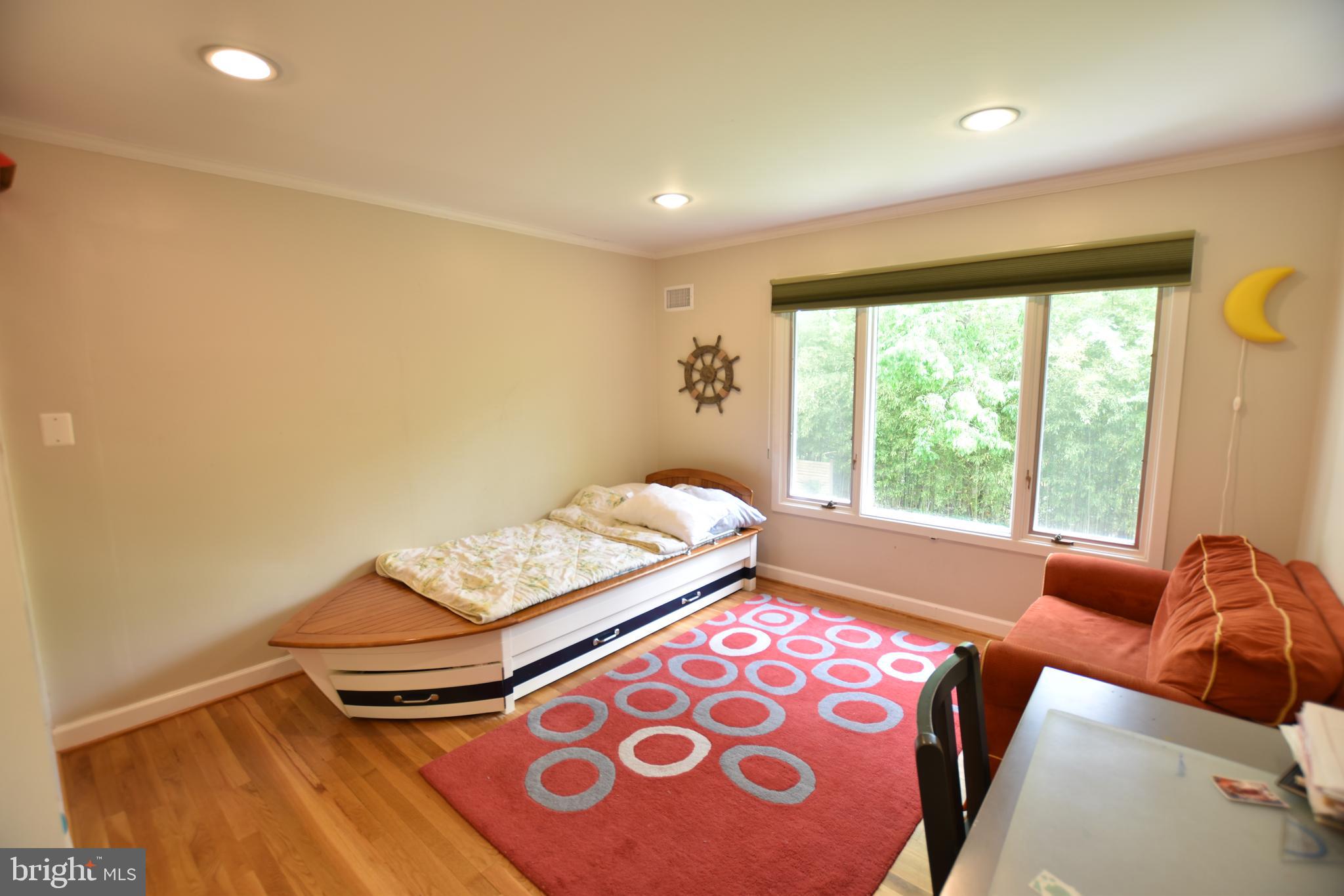 LYBROOK - Residential Lease