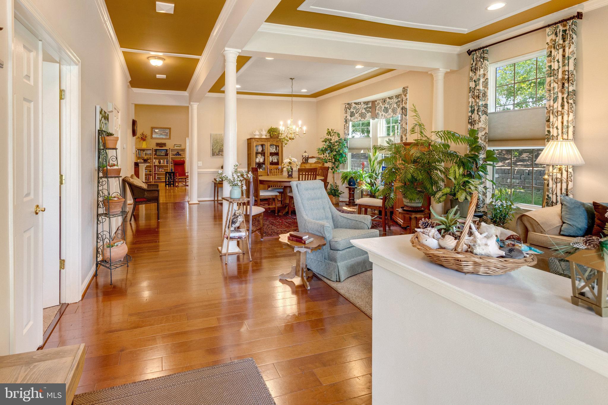 FOUR SEASONS IN HISTORIC VIRGINIA - Residential