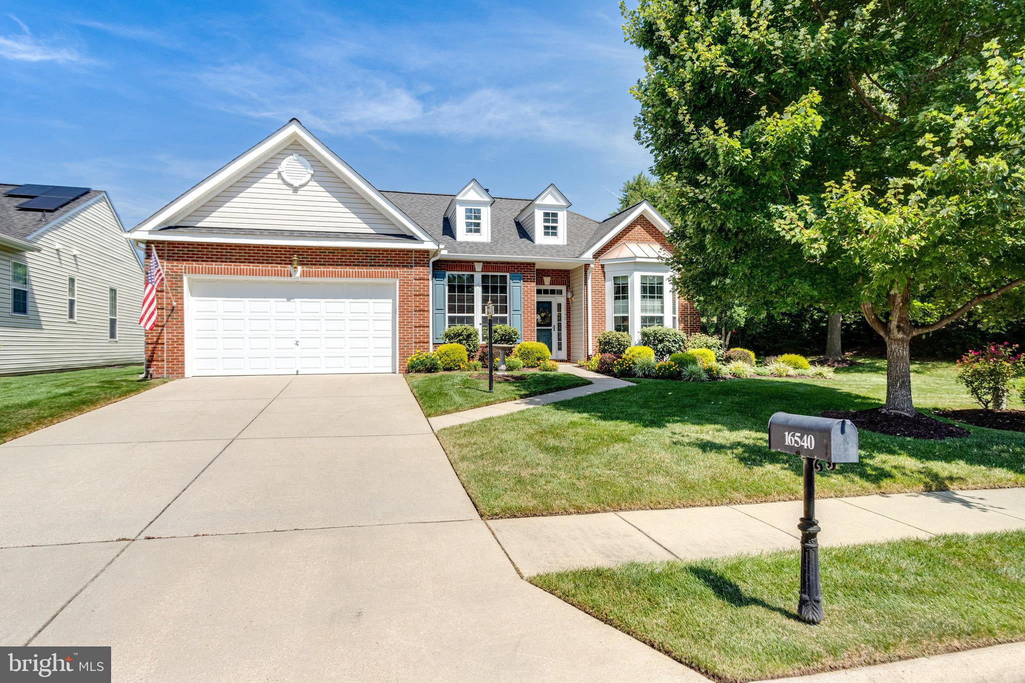 FOUR SEASONS IN HISTORIC VIRGINIA - Residential