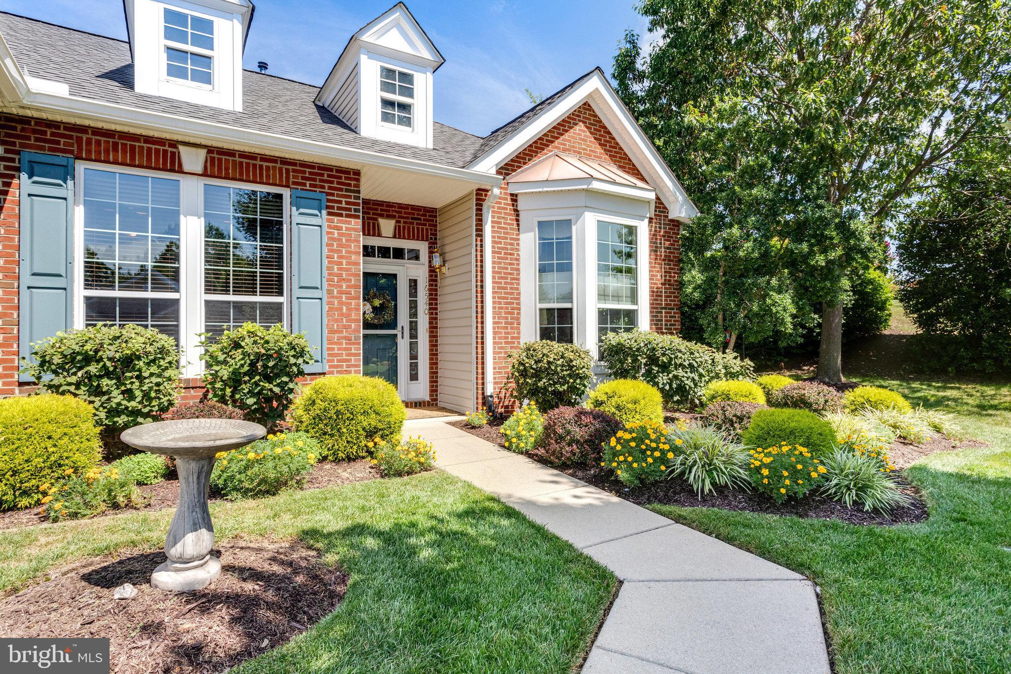 FOUR SEASONS IN HISTORIC VIRGINIA - Residential