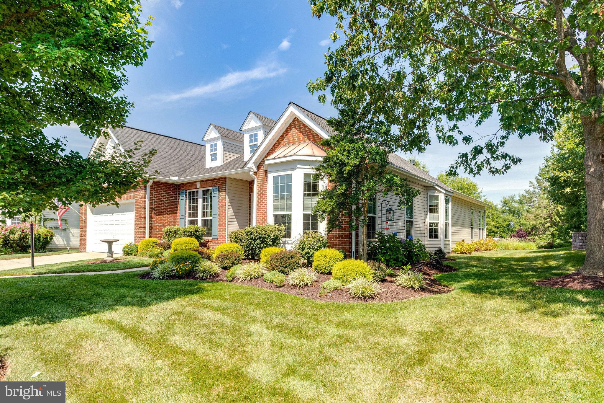 FOUR SEASONS IN HISTORIC VIRGINIA - Residential